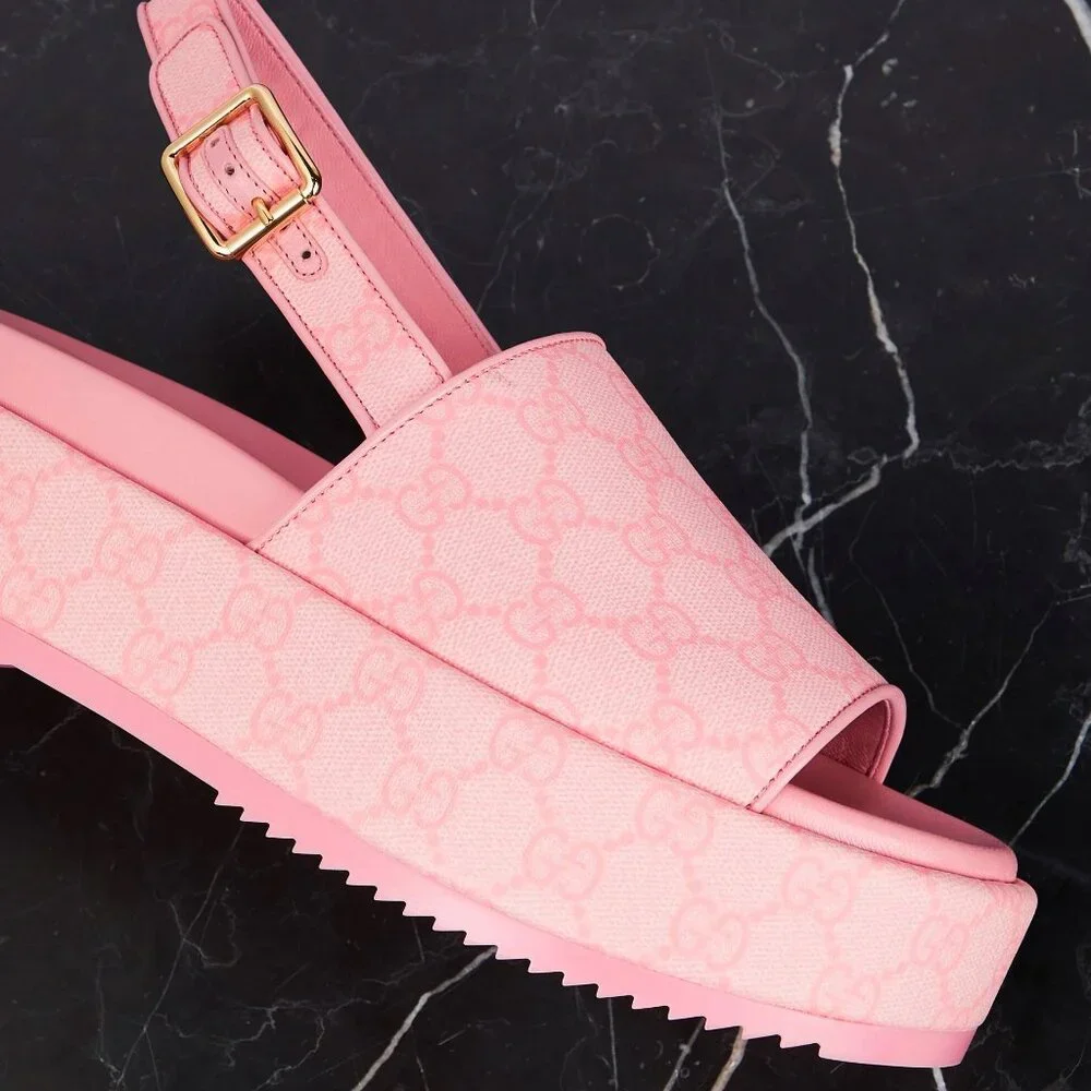 NEW GUCCI Angelina GG Pink Supreme Canvas Slingback Platform Sandals EU 39.5